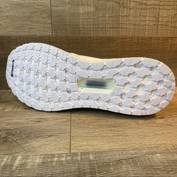 Adidas ULTRABOOST ‘White Iridescent’ Running Shoes - Picture 5 of 7